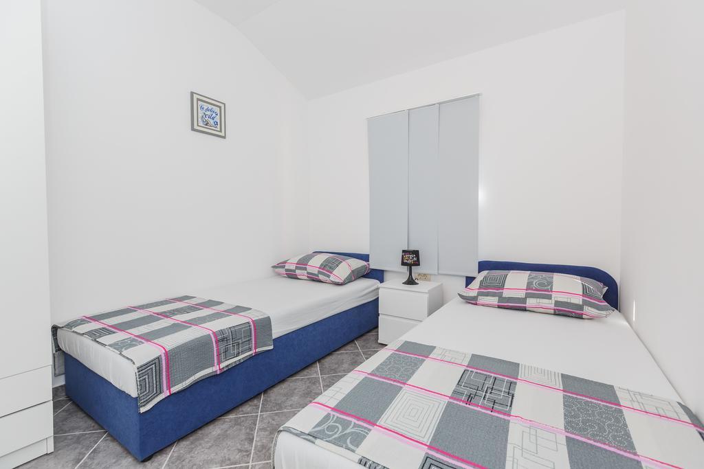 Apartments Viljac Τρογκίρ Δωμάτιο φωτογραφία