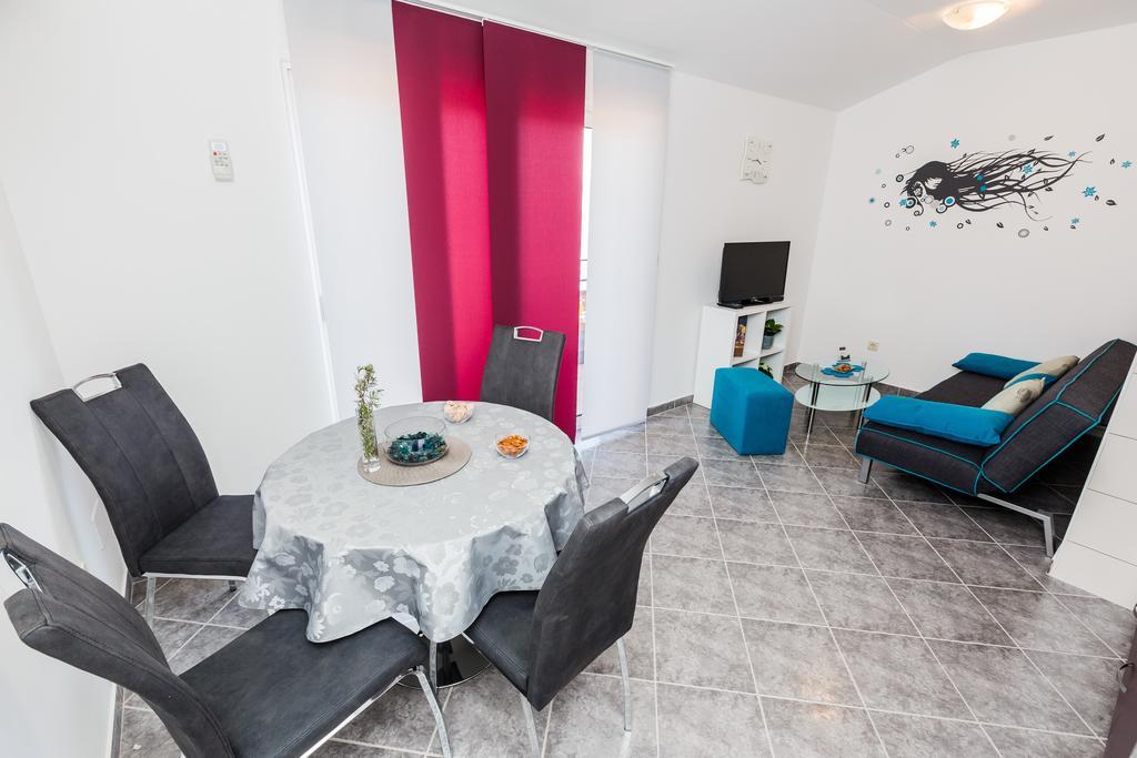 Apartments Viljac Τρογκίρ Δωμάτιο φωτογραφία