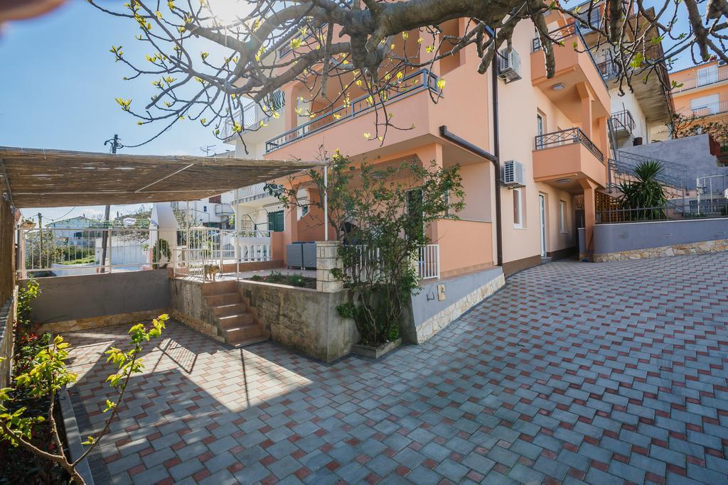 Apartments Viljac Τρογκίρ Εξωτερικό φωτογραφία