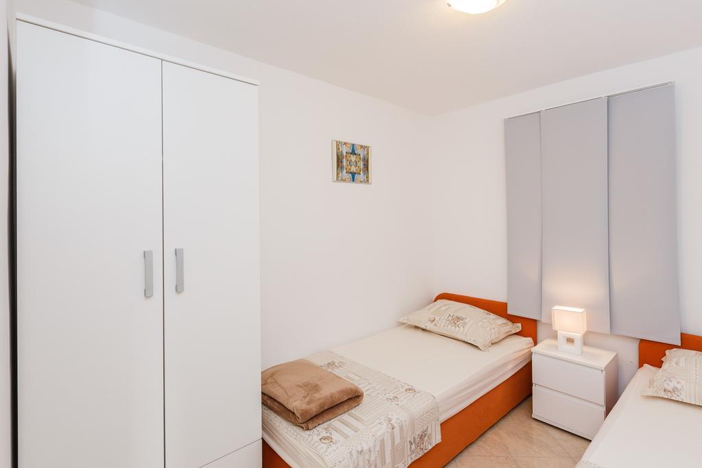 Apartments Viljac Τρογκίρ Δωμάτιο φωτογραφία